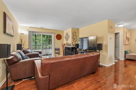 1702 Tanglewood Court Helmetta NJ 08828