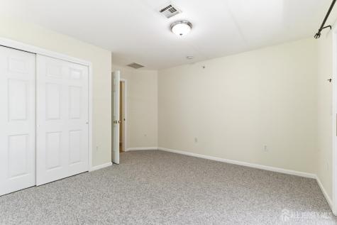 141 Forest Drive Piscataway NJ 08854