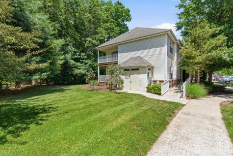 141 Forest Drive Piscataway NJ 08854