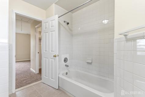 194 Bexley Lane Piscataway NJ 08854