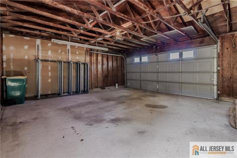 30 Larch Plaza Monroe NJ 08831