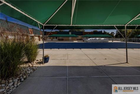 30 Larch Plaza Monroe NJ 08831