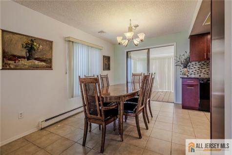 30 Larch Plaza Monroe NJ 08831