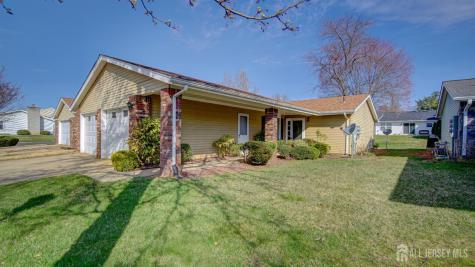 370-B Duranta Plaza Monroe NJ 08831