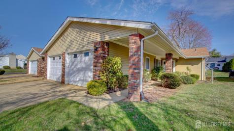 370-B Duranta Plaza Monroe NJ 08831