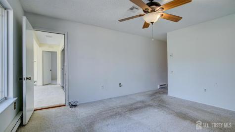 370-B Duranta Plaza Monroe NJ 08831