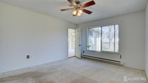 370-B Duranta Plaza Monroe NJ 08831
