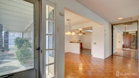 370-B Duranta Plaza Monroe NJ 08831