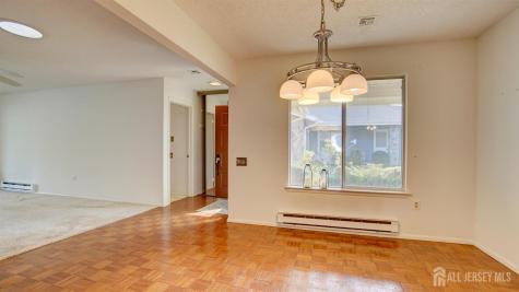 370-B Duranta Plaza Monroe NJ 08831