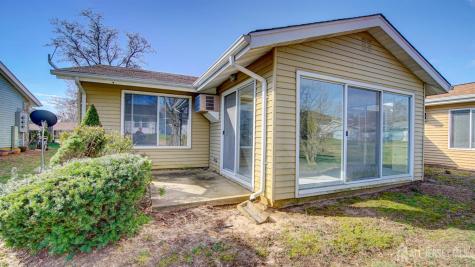 370-B Duranta Plaza Monroe NJ 08831
