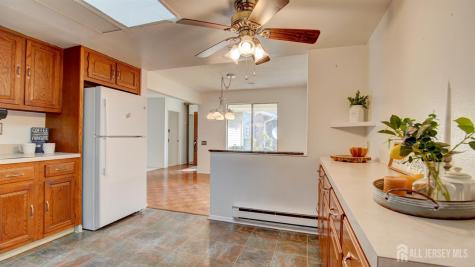 370-B Duranta Plaza Monroe NJ 08831