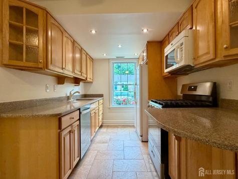 169 Devon Court Old Bridge NJ 08857