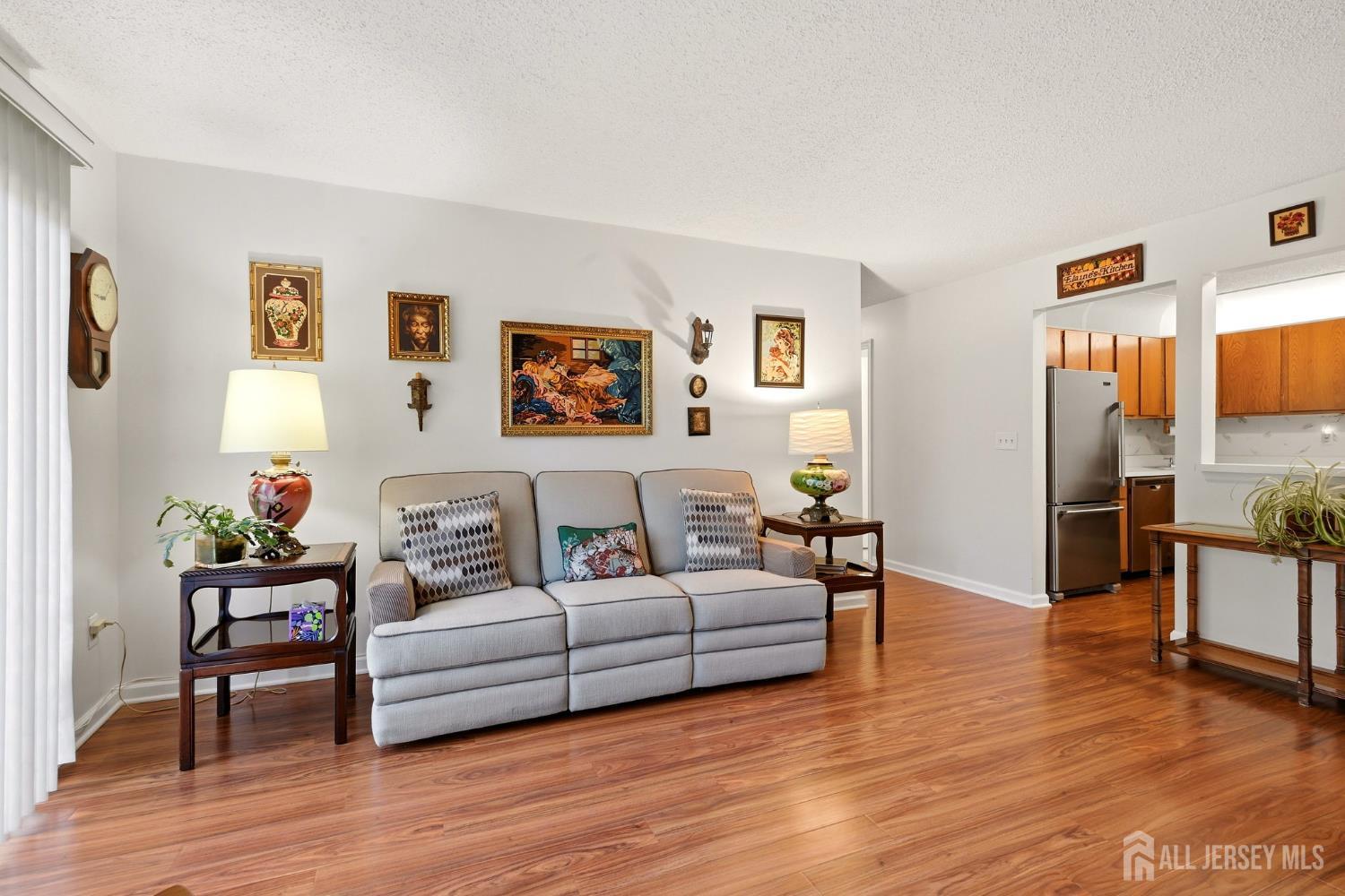 401 Danbury Lane East Brunswick NJ 08816