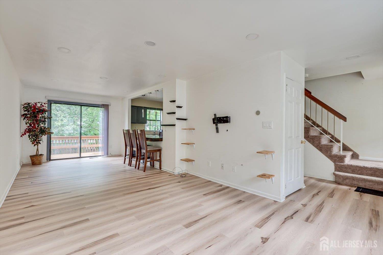 503 Timber Oaks Road Edison NJ 08820