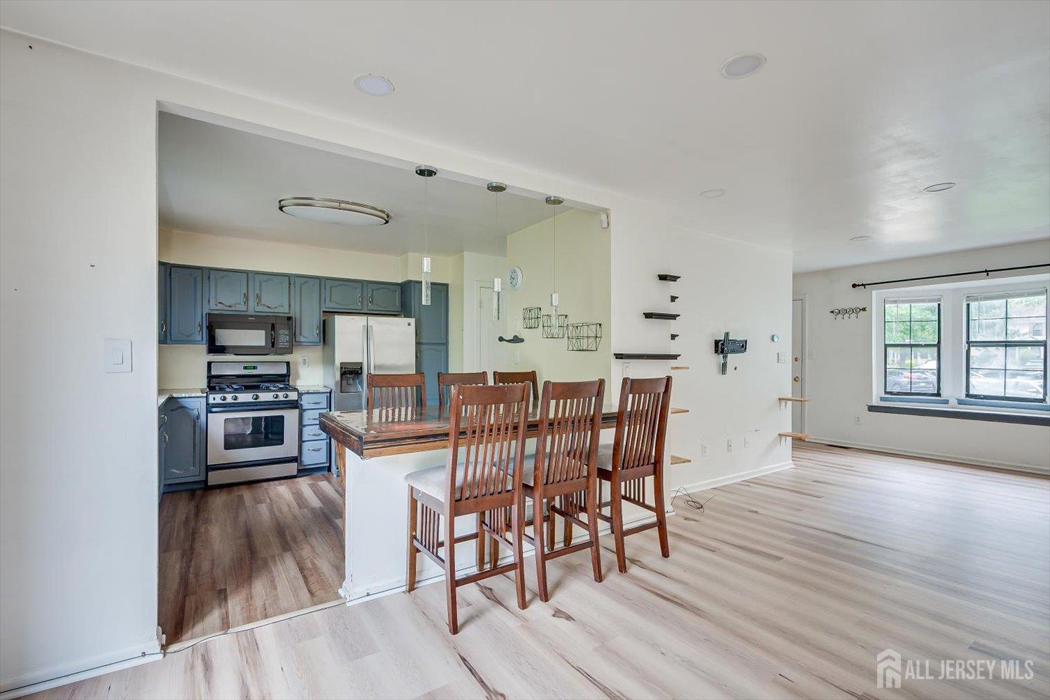 503 Timber Oaks Road Edison NJ 08820