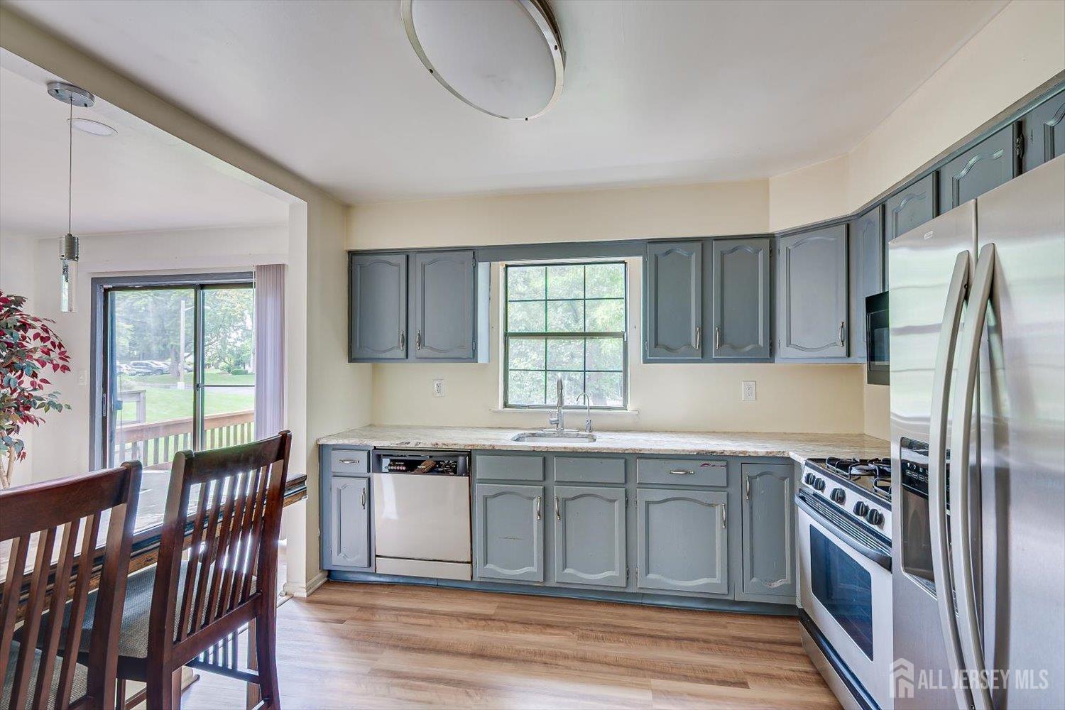 503 Timber Oaks Road Edison NJ 08820