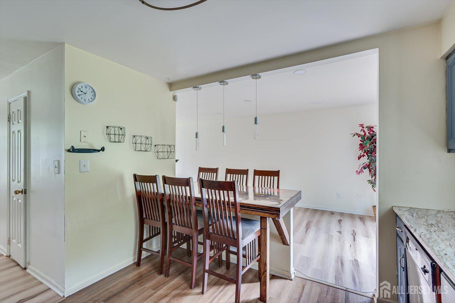 503 Timber Oaks Road Edison NJ 08820