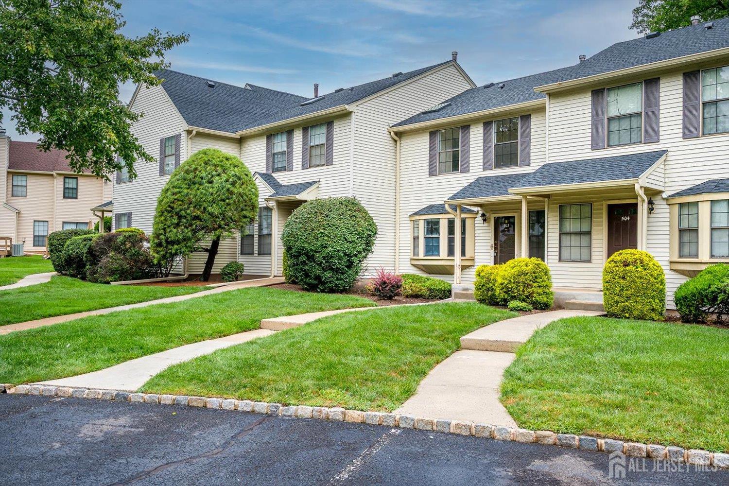 503 Timber Oaks Road Edison NJ 08820
