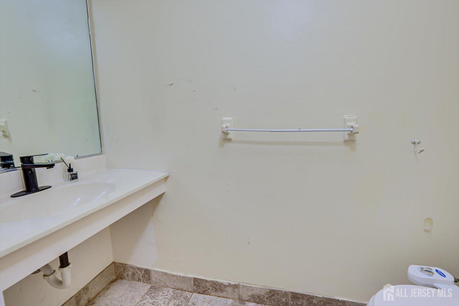 503 Timber Oaks Road Edison NJ 08820