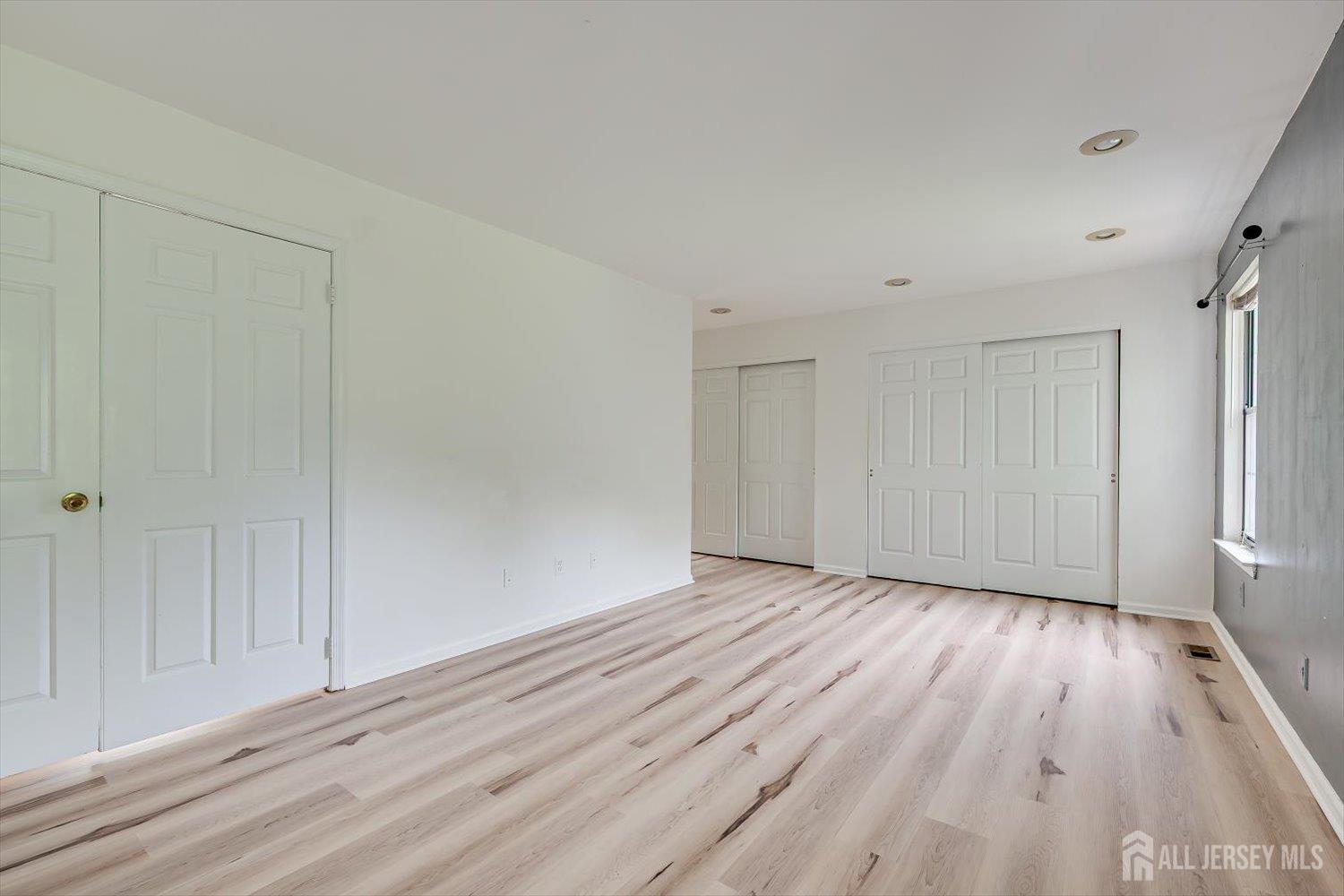 503 Timber Oaks Road Edison NJ 08820