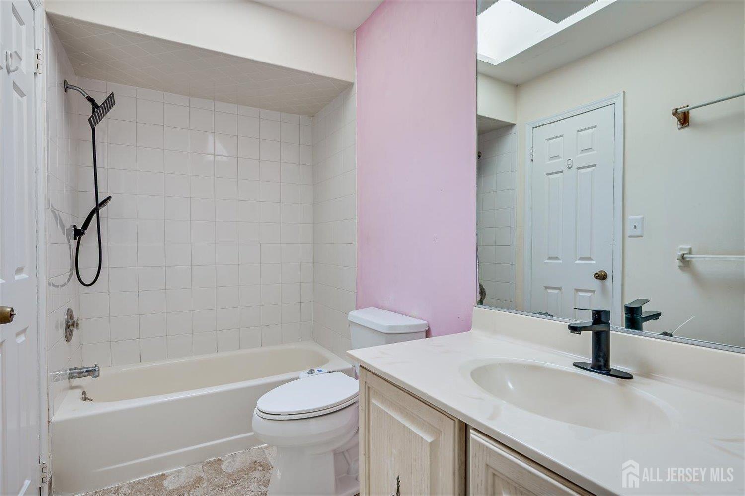 503 Timber Oaks Road Edison NJ 08820