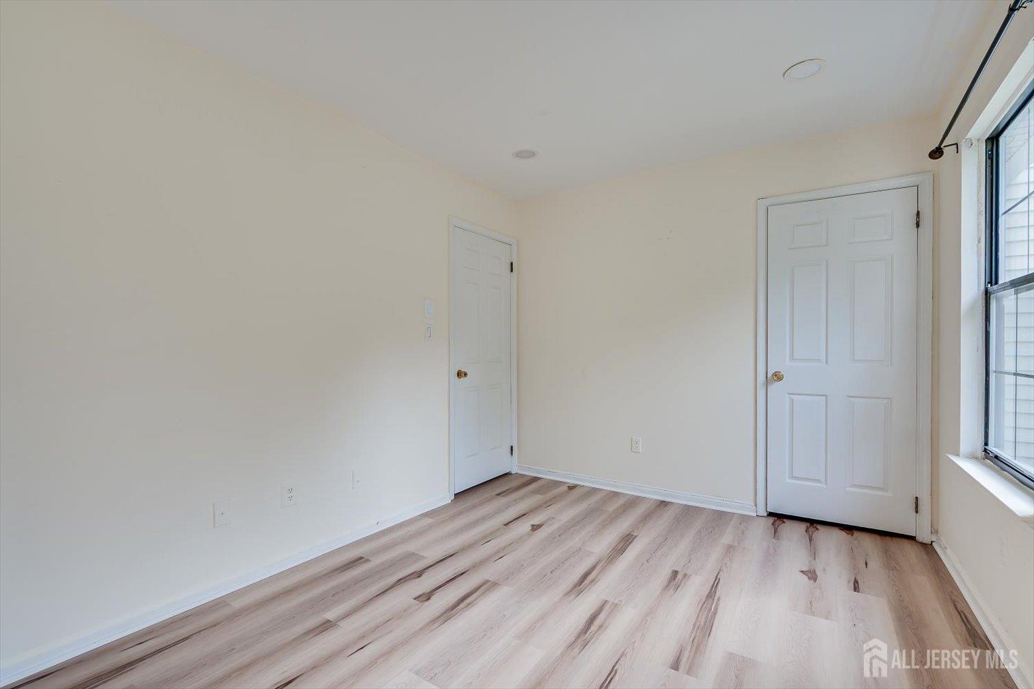 503 Timber Oaks Road Edison NJ 08820