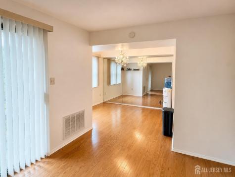110 Keystone Court Woodbridge Proper NJ 07095