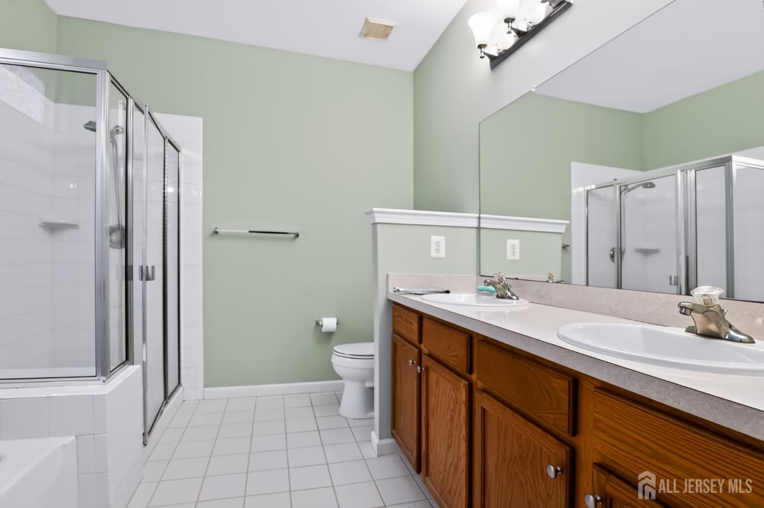 8 George W Helme Drive Helmetta NJ 08828