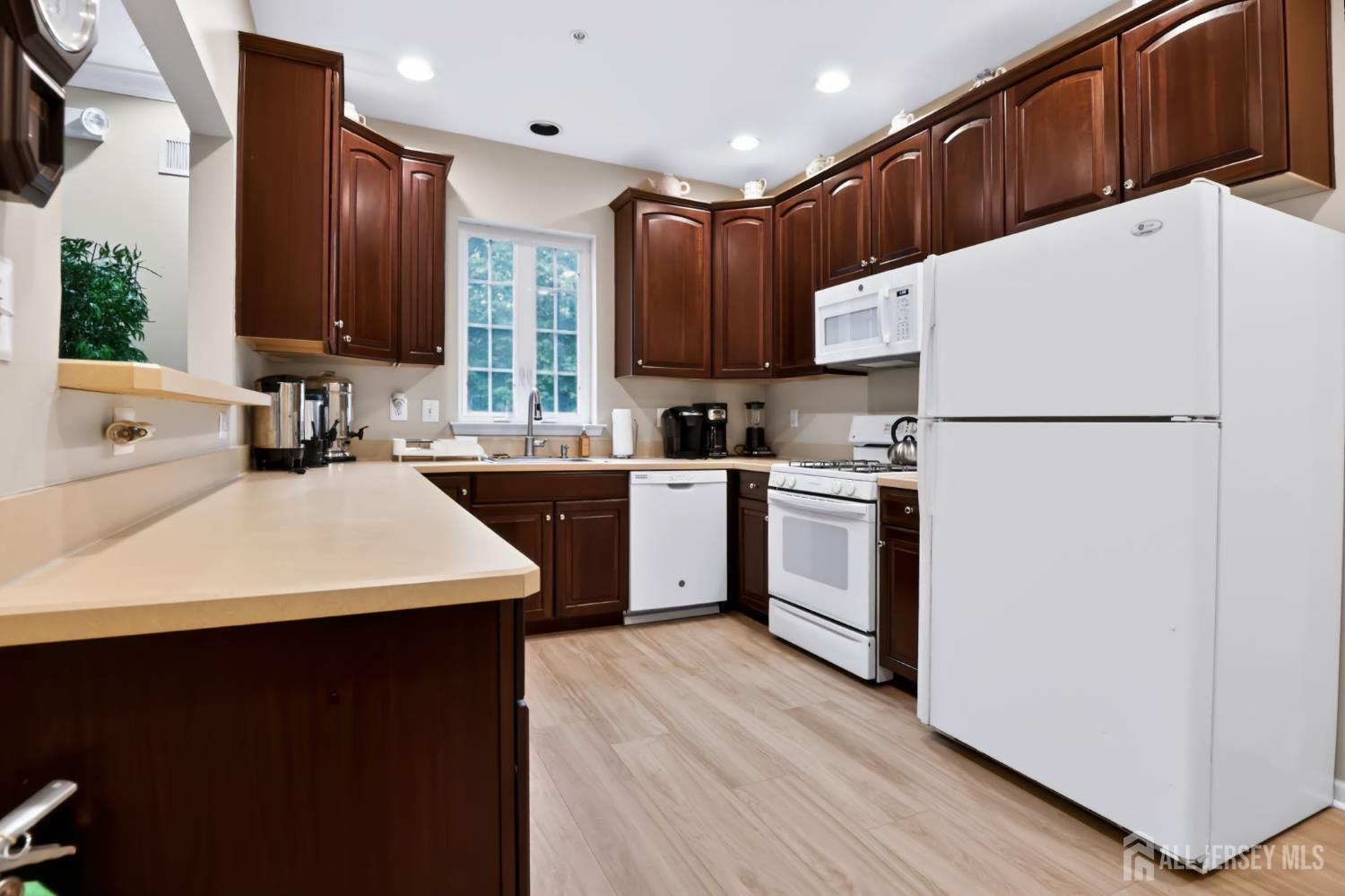 8 George W Helme Drive Helmetta NJ 08828