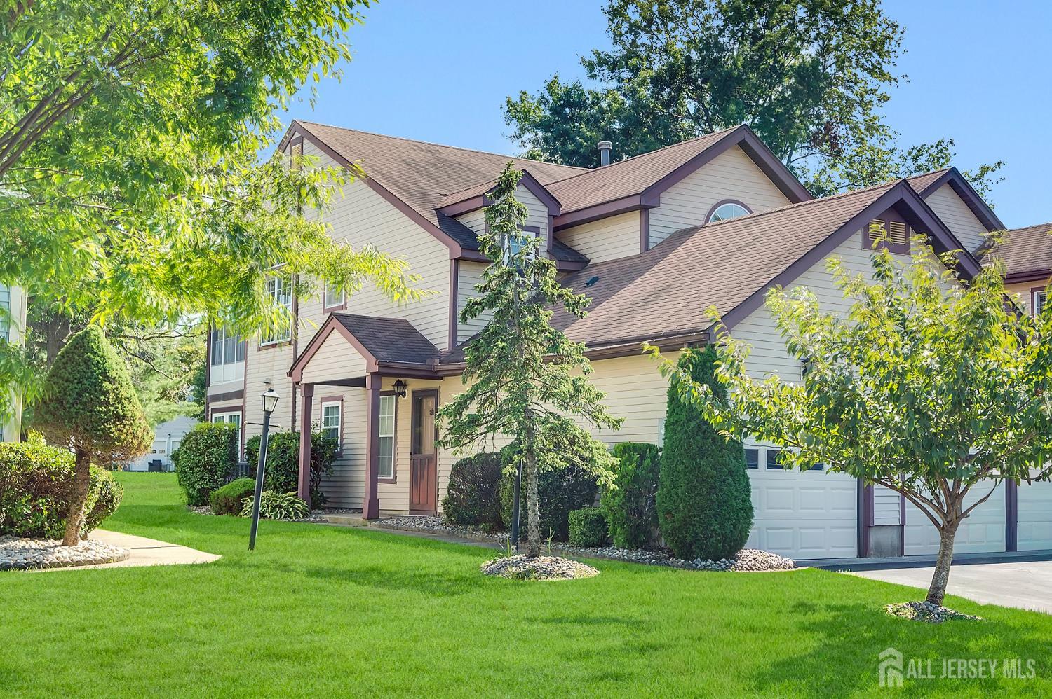 8 Ingram Drive Monroe NJ 08831