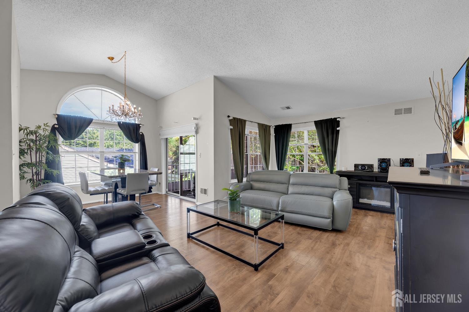 8 Ingram Drive Monroe NJ 08831