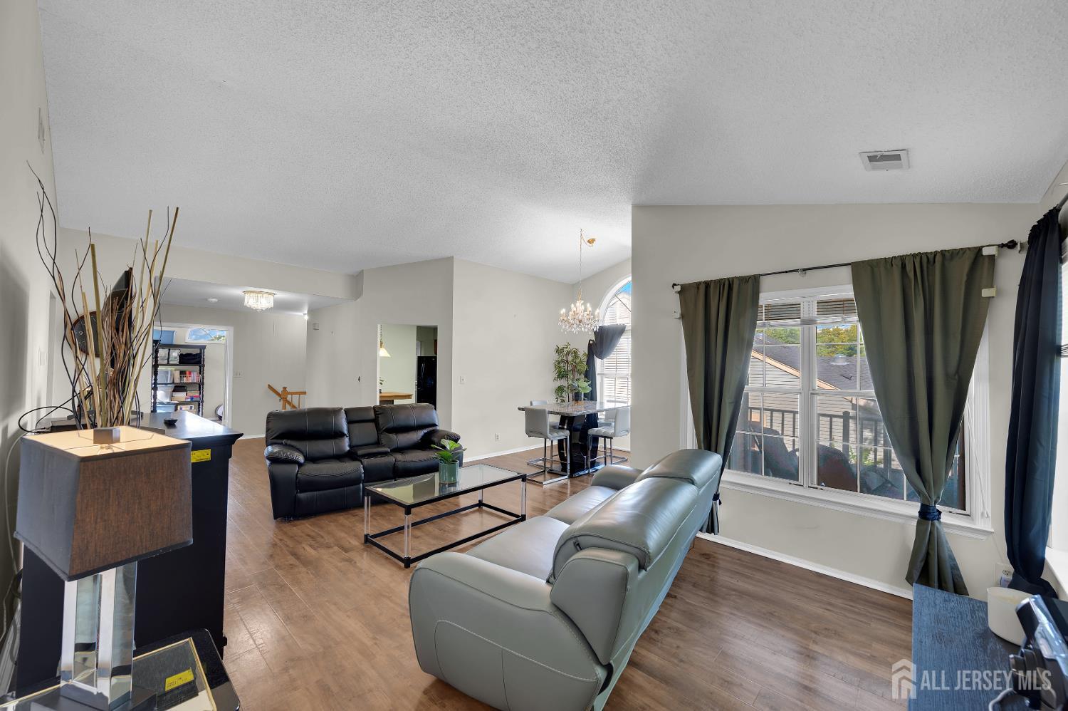 8 Ingram Drive Monroe NJ 08831