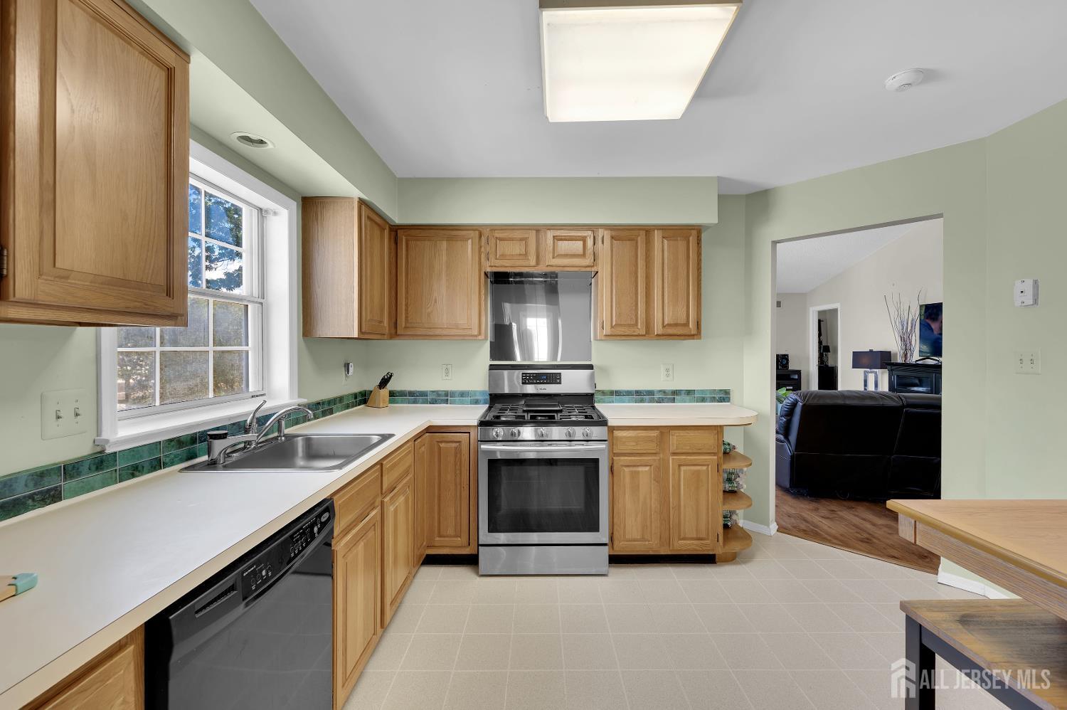 8 Ingram Drive Monroe NJ 08831