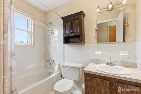 114 Beverly Hill Terrace Woodbridge Proper NJ 07095