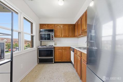 114 Beverly Hill Terrace Woodbridge Proper NJ 07095