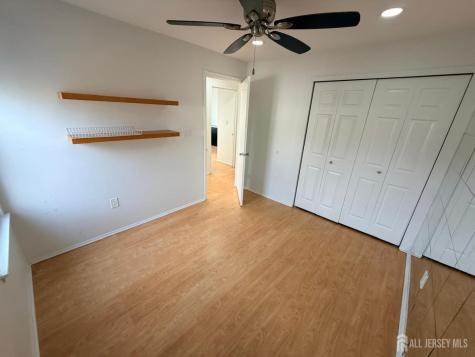 28 Brighton Way North Brunswick NJ 08902