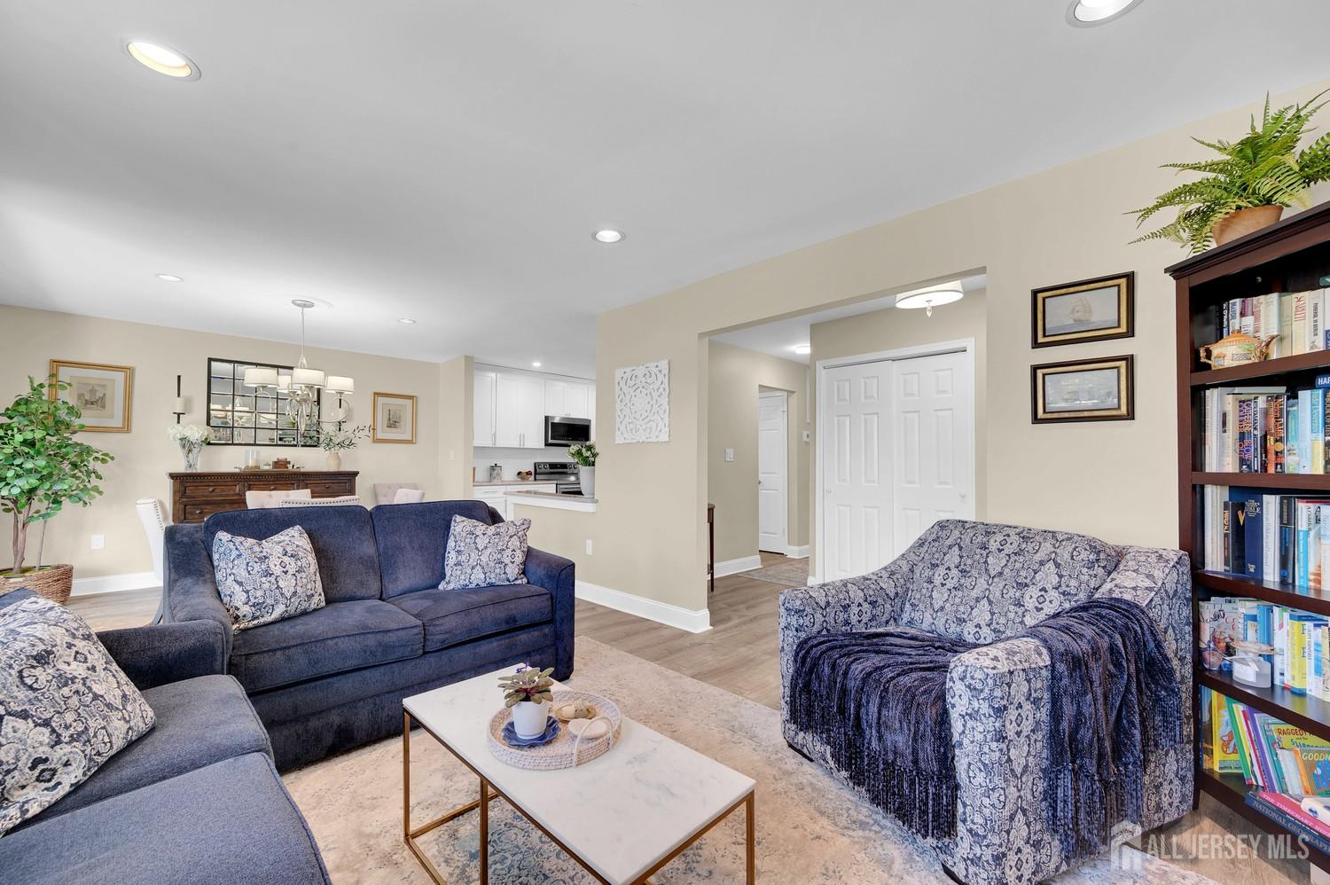 42 Yorkshire Drive Monroe NJ 08831