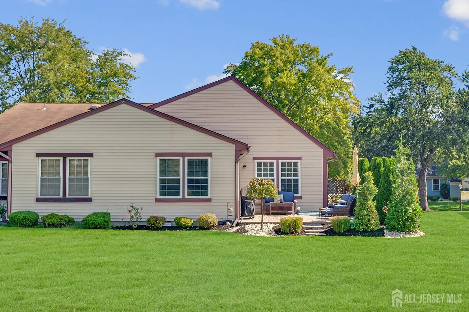 42 Yorkshire Drive Monroe NJ 08831
