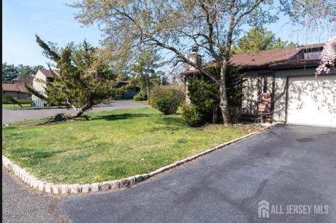 175 Penn Court Old Bridge NJ 07747