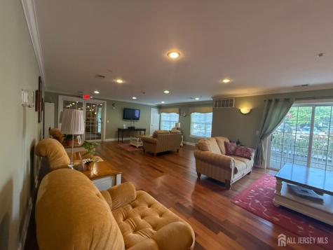 31 Liddle Avenue Edison NJ 08837