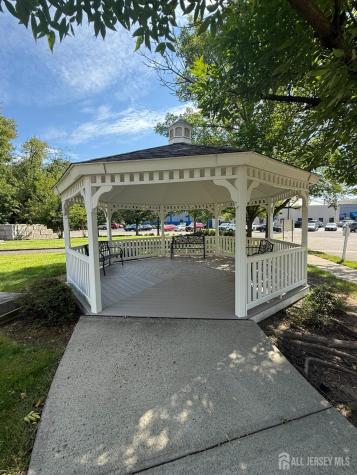 31 Liddle Avenue Edison NJ 08837