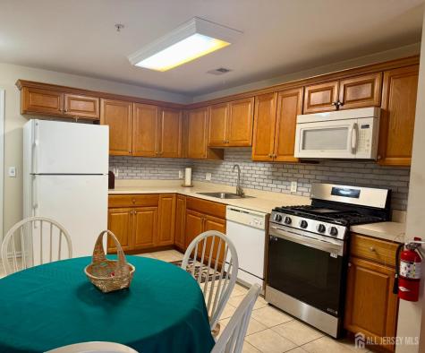 31 Liddle Avenue Edison NJ 08837