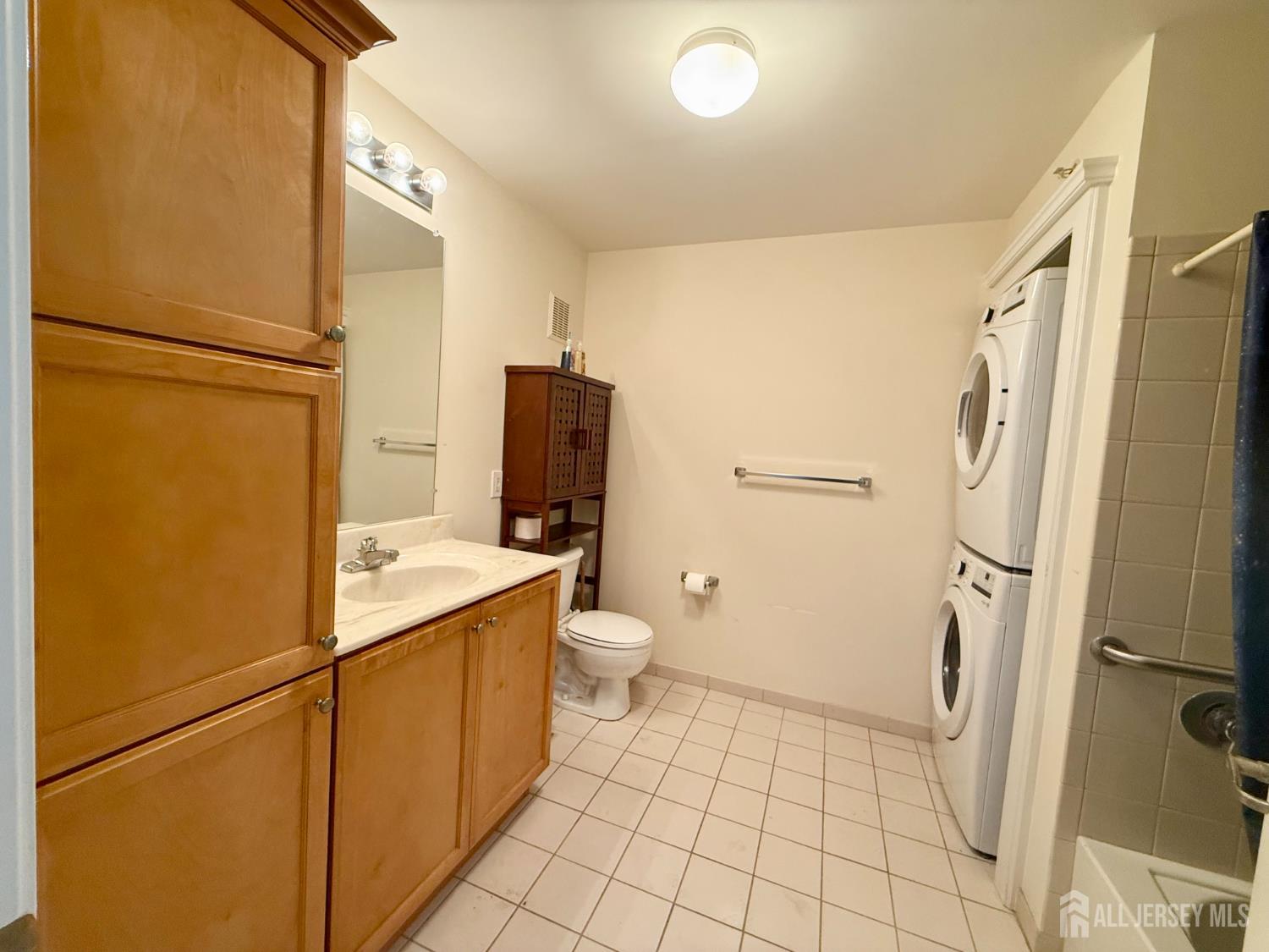 31 Liddle Avenue Edison NJ 08837