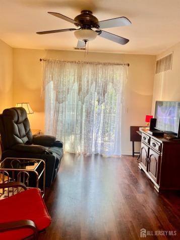 31 Liddle Avenue Edison NJ 08837