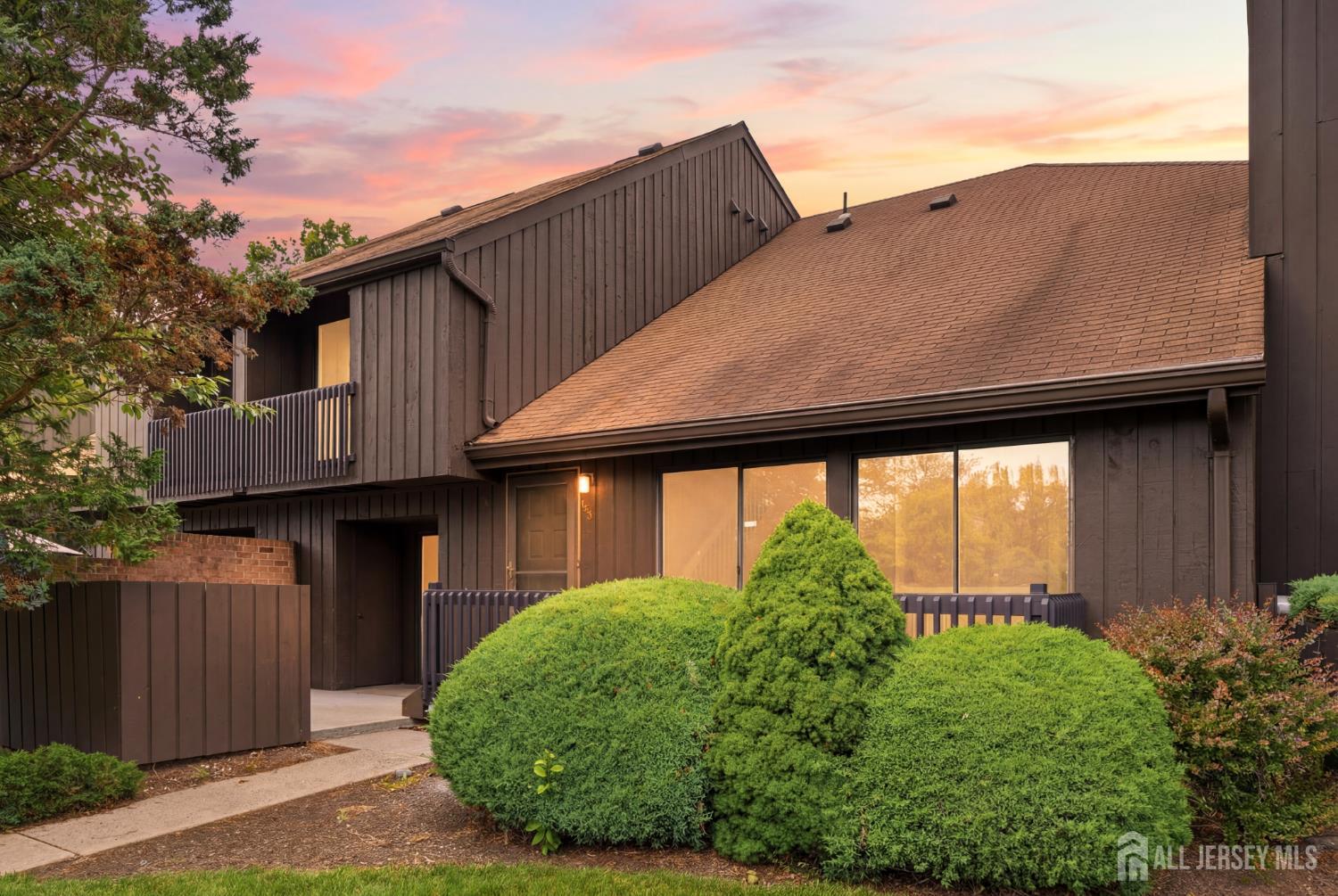 438 Westgate Drive Edison NJ 08820