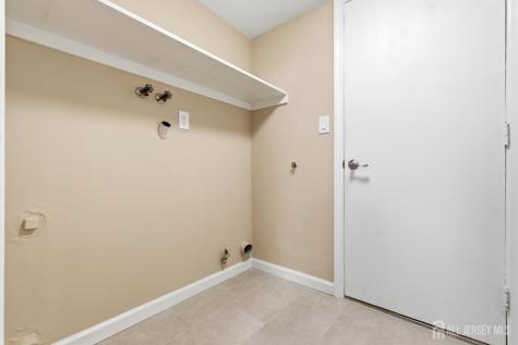 438 Westgate Drive Edison NJ 08820