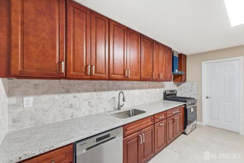 438 Westgate Drive Edison NJ 08820