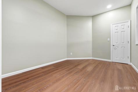 438 Westgate Drive Edison NJ 08820