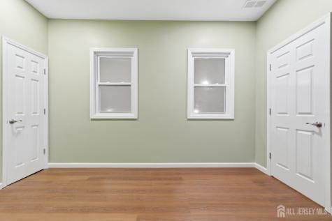 438 Westgate Drive Edison NJ 08820