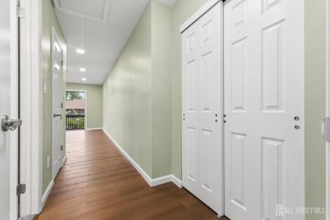 438 Westgate Drive Edison NJ 08820